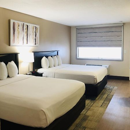 Stanford Inn & Suites Anaheim Eksteriør billede