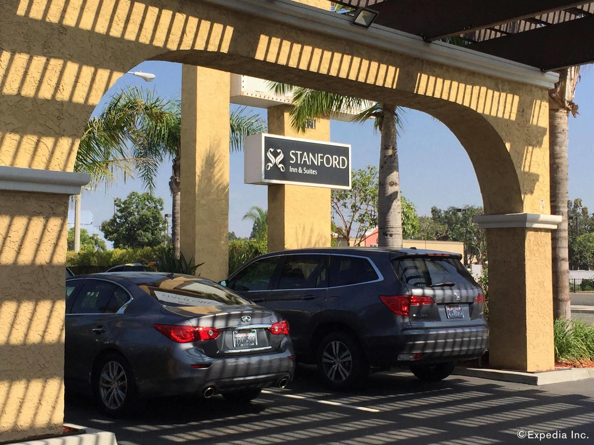 Stanford Inn & Suites Anaheim Eksteriør billede